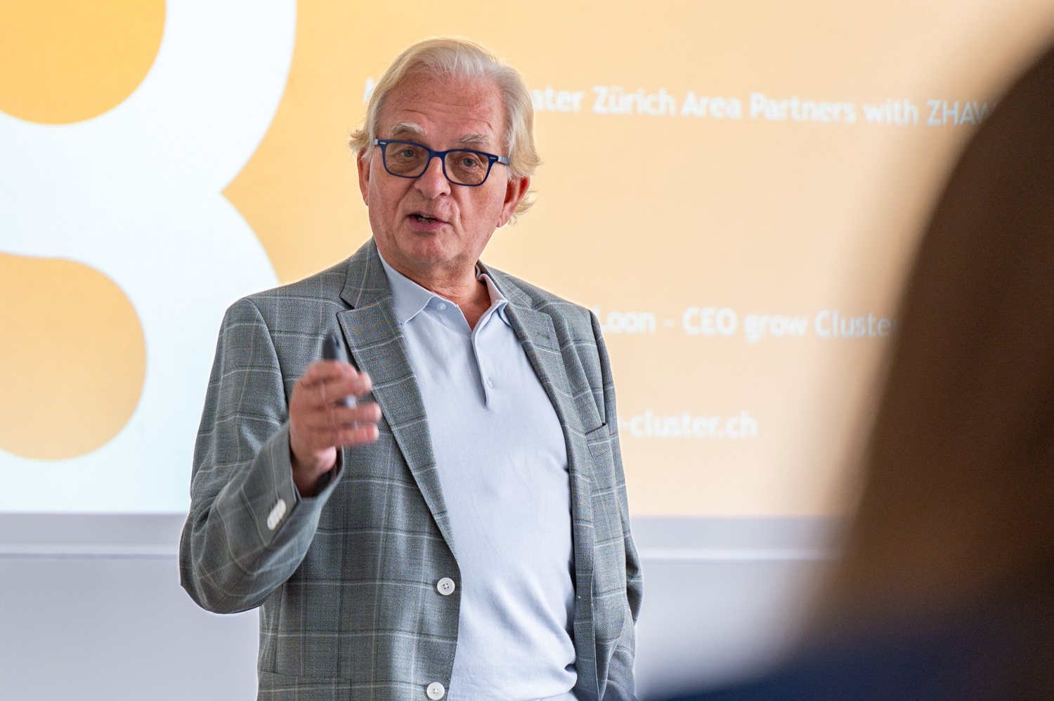 grow cluster introduced itself to international guests
